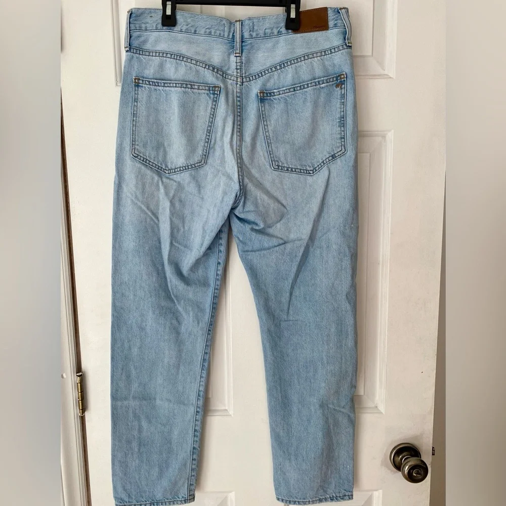 Madewell Classic Vintage Light Blue Straight Jeans - Picture 5 of 9